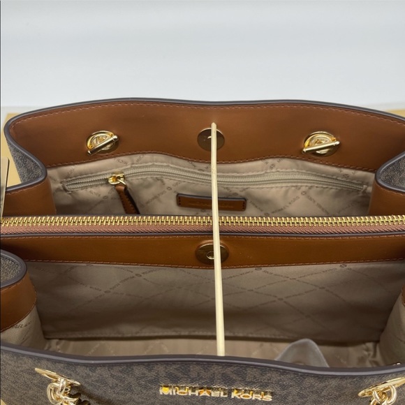 Michael Kors Teagen Satchel & Double Zip Wallet - Picture 7 of 11